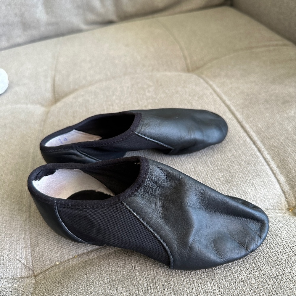 BLOCH girl’s black jazz shoes size size 12.5 little kid